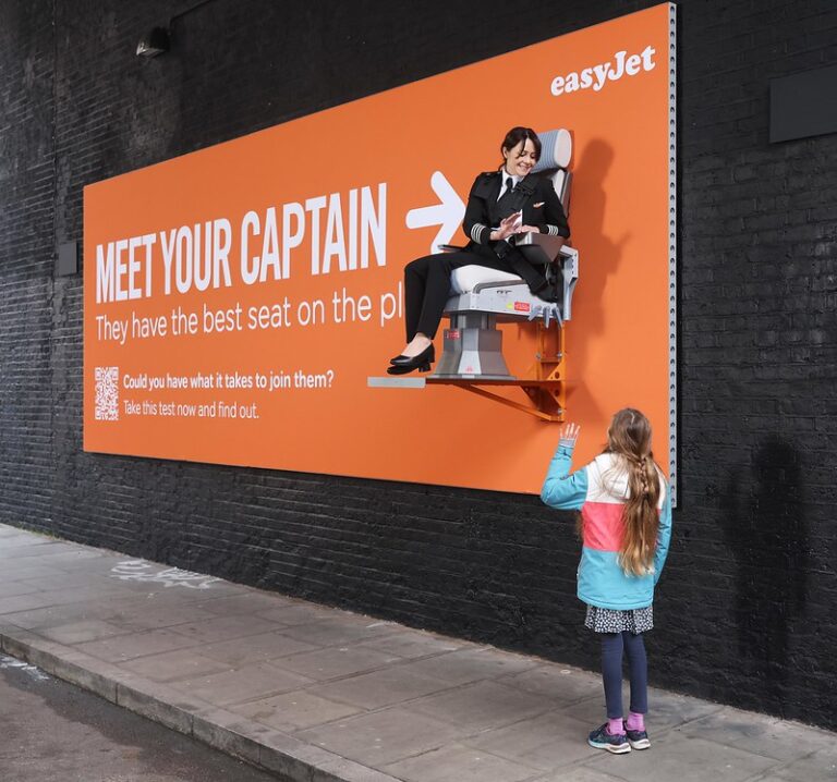 easyJet ‘pilots’ talking billboard – to find the next generation of ...